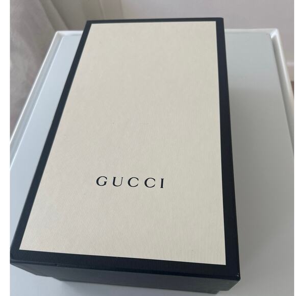 Gucci authentic shoe box perfect for a gift shoes storage home decor purse - Picture 3 of 10